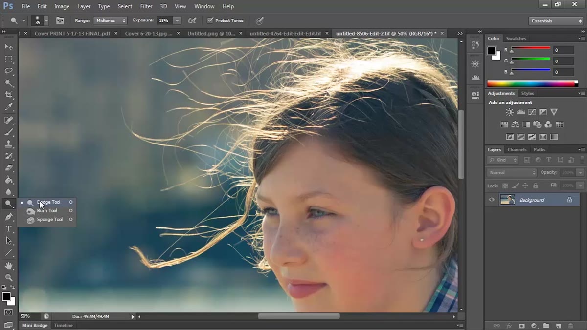 Dodge tool active, zoomed in on subject&rsquo;s eye