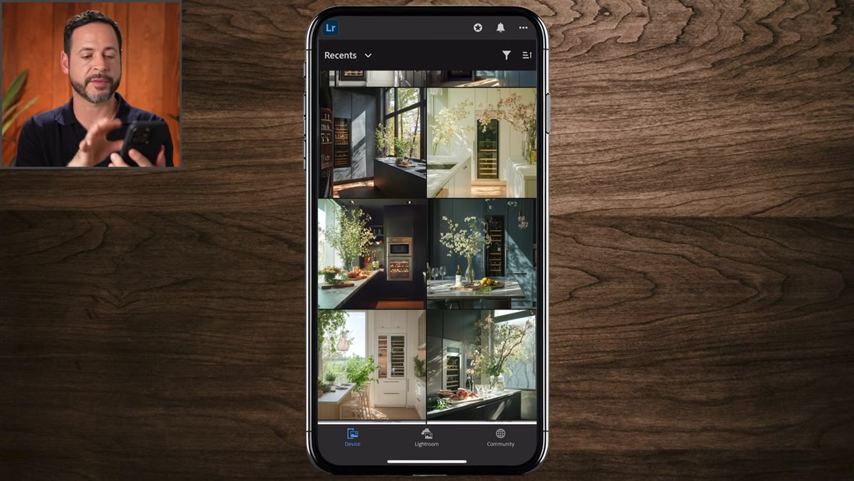 Device tab displaying photos stored on the phone