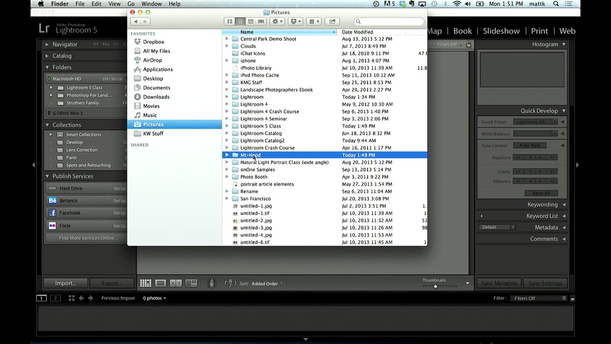 Dragging a folder onto the Lightroom icon to import