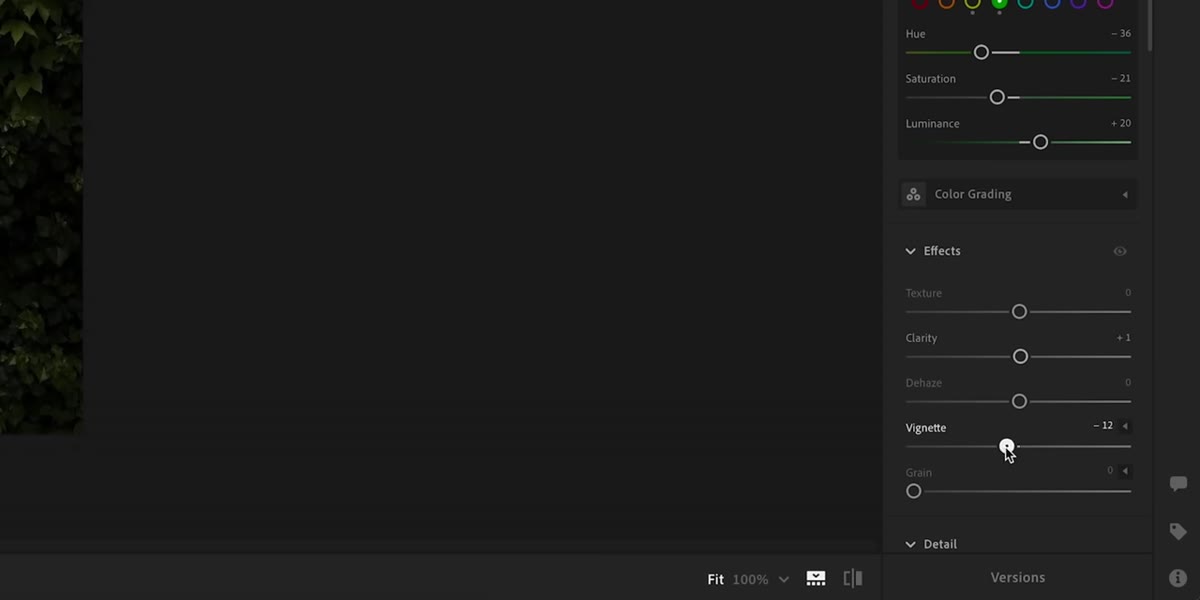 Vignette slider being adjusted in Effects panel